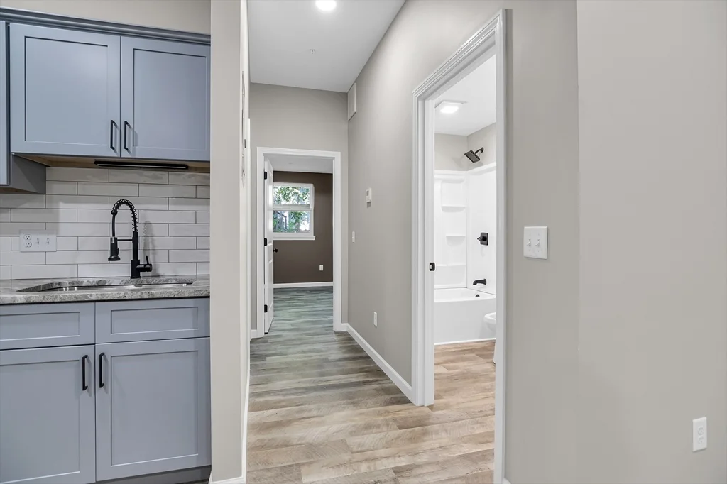 2 bed, 1 bath apartment for rent at 70 Court St Unit 10, Westfield — photo 4 of 16