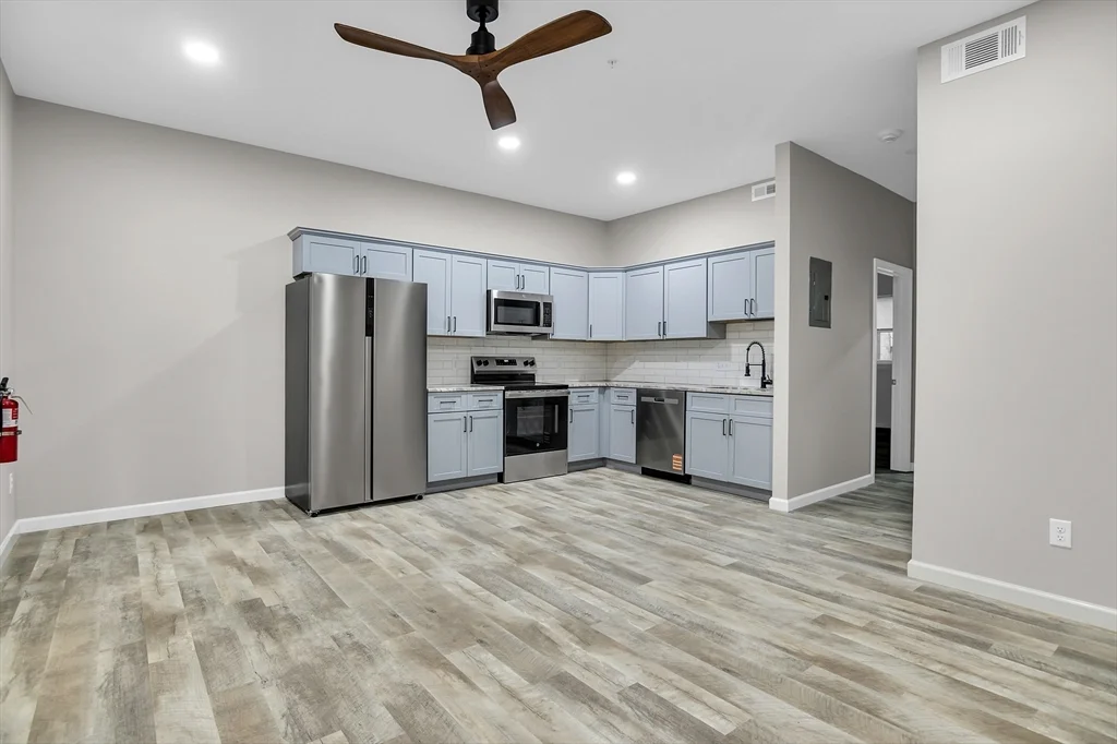 2 bed, 1 bath apartment for rent at 70 Court St Unit 10, Westfield — photo 2 of 16