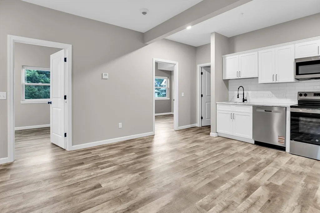 2 bed, 1 bath apartment for rent at 70 Court St Unit 2, Westfield — photo 2 of 16