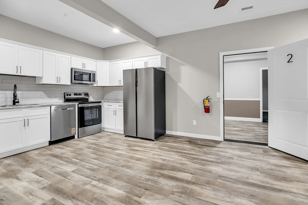 2 bed, 1 bath apartment for rent at 70 Court St Unit 2, Westfield — photo 3 of 16
