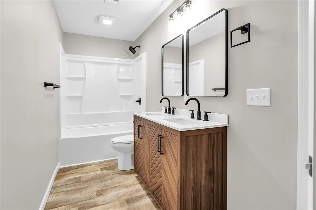 2 bed, 1 bath apartment for rent at 70 Court St Unit 2, Westfield — photo 10 of 16
