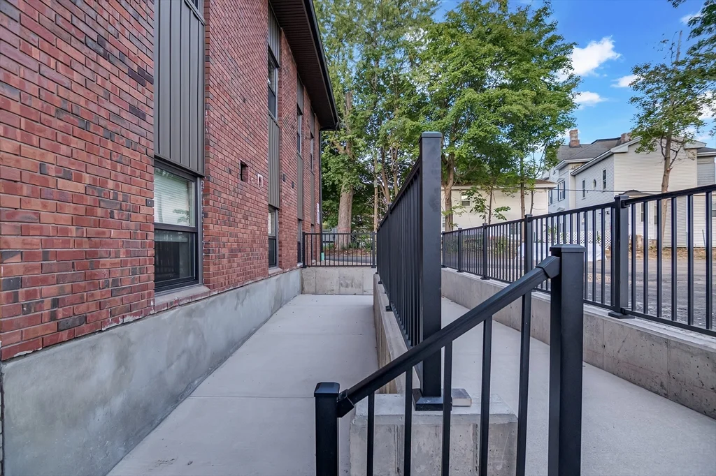 2 bed, 1 bath apartment for rent at 70 Court St Unit 2, Westfield — photo 13 of 16