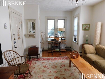 1 bed, 1 bath apartment for rent at 70 Cushing St Unit 1, Strawberry Hill — photo 2 of 7