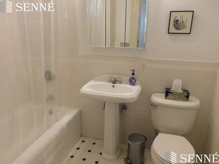1 bed, 1 bath apartment for rent at 70 Cushing St Unit 1, Strawberry Hill — photo 5 of 7