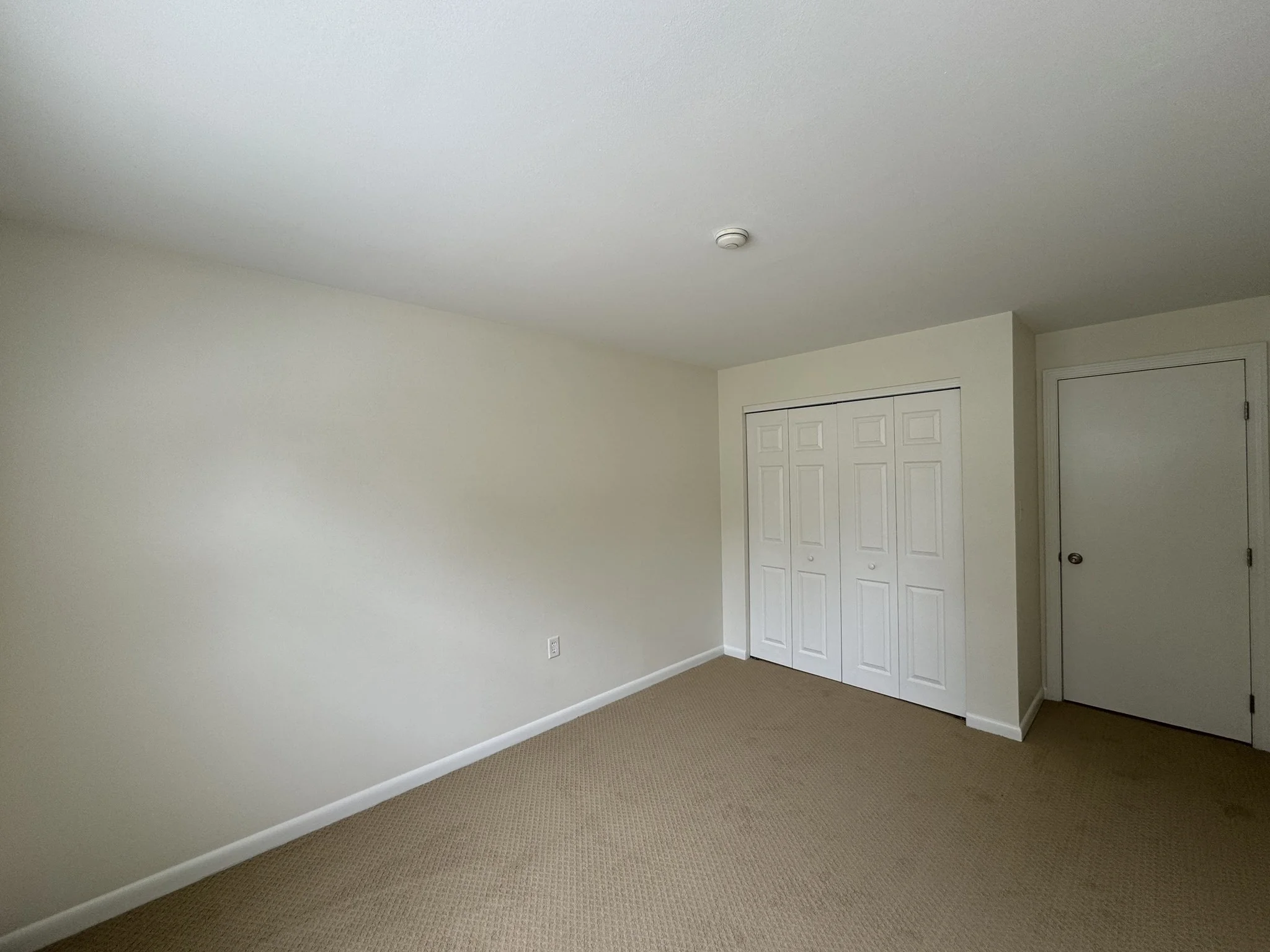 2 bed, 1 bath apartment for rent at 70 Edgelawn Ave Unit 4, North Andover — photo 12 of 19
