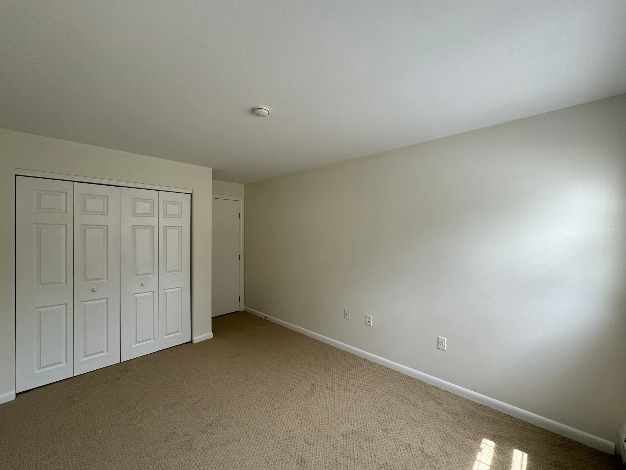 2 bed, 1 bath apartment for rent at 70 Edgelawn Ave Unit 4, North Andover — photo 13 of 19