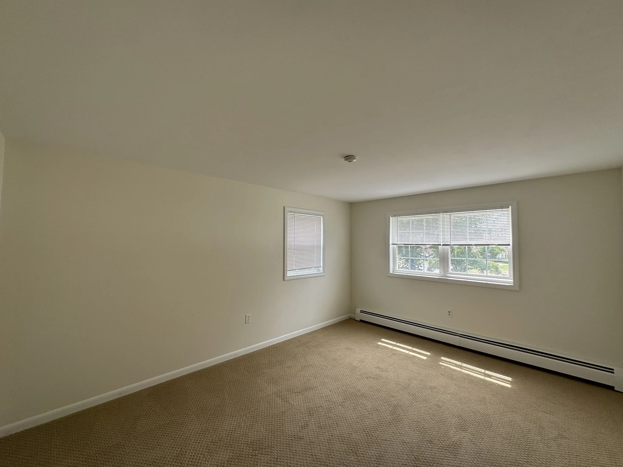 2 bed, 1 bath apartment for rent at 70 Edgelawn Ave Unit 4, North Andover — photo 15 of 19