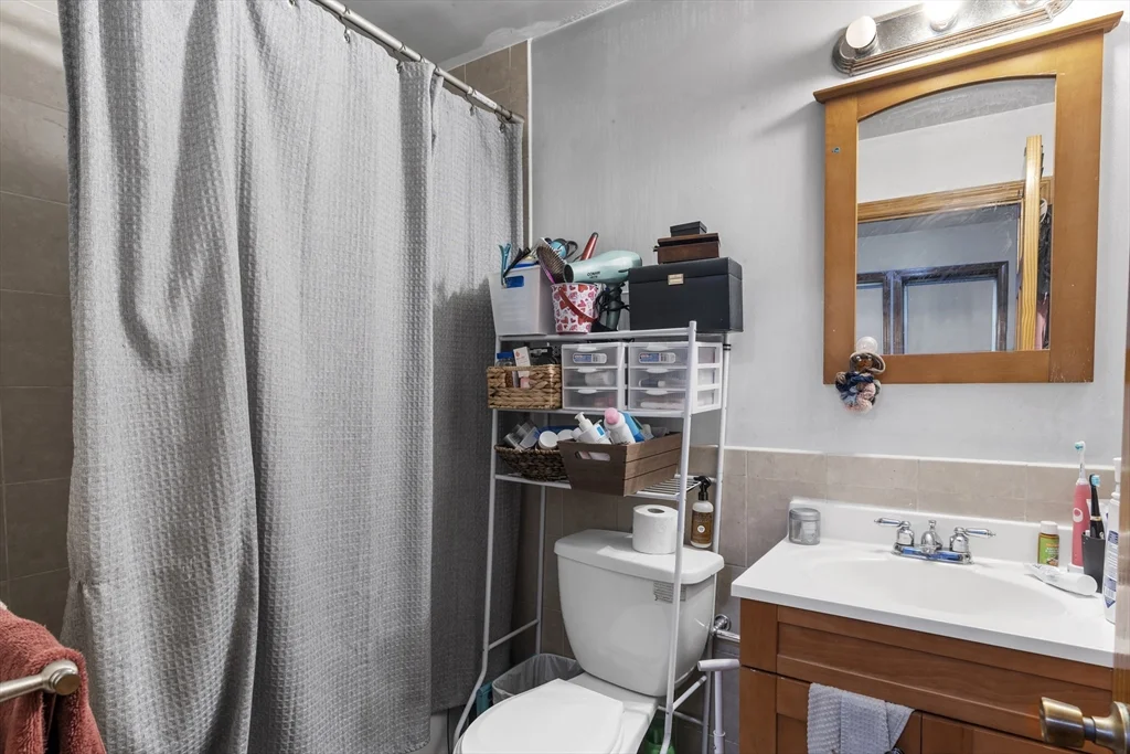3 bed, 2 bath apartment for rent at 70 Empire St Unit 2, Lower Allston — photo 5 of 16