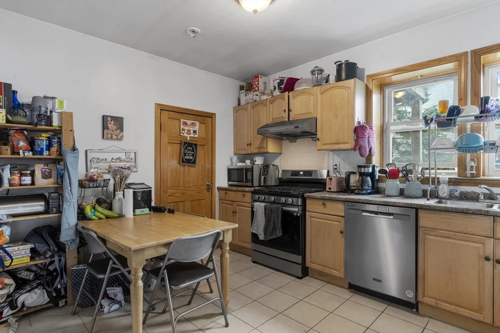 3 bed, 2 bath apartment for rent at 70 Empire St Unit 2, Lower Allston — photo 6 of 16