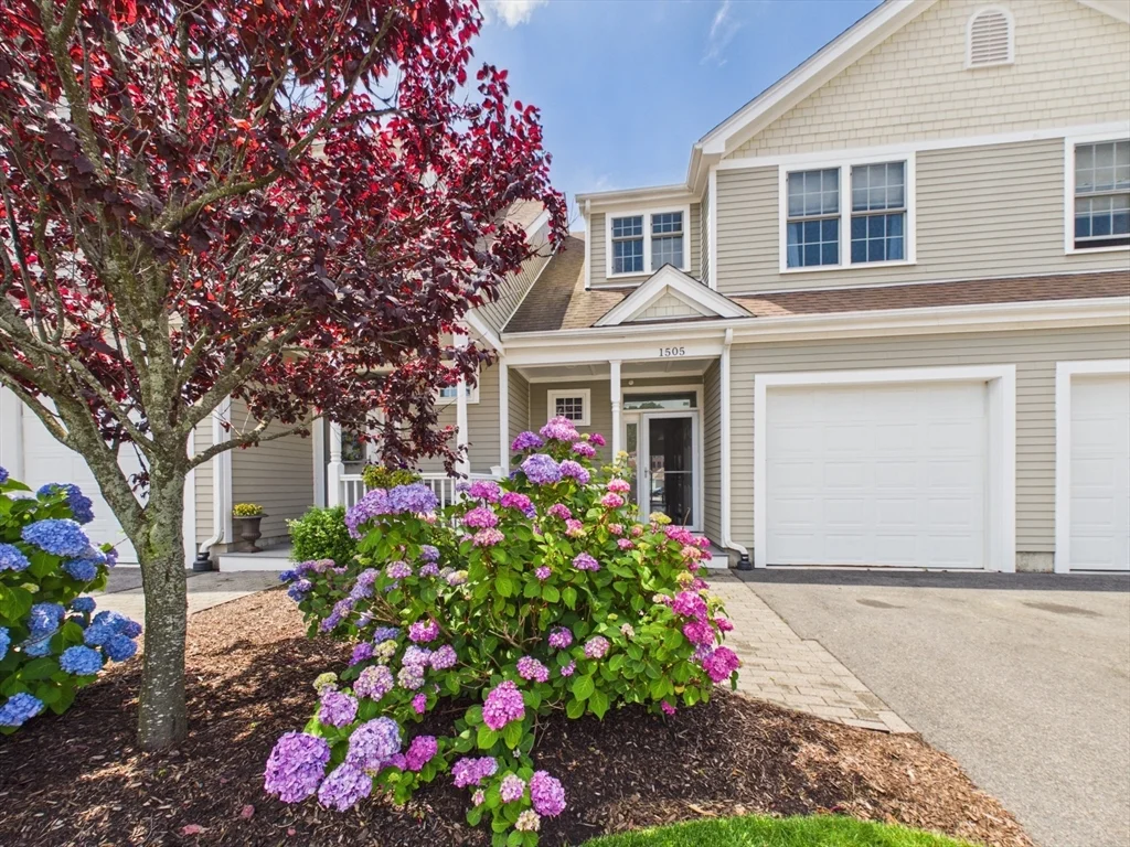 2 bed, 1 bath apartment for rent at 70 Endicott St Unit 1505, Norwood — photo 1 of 17