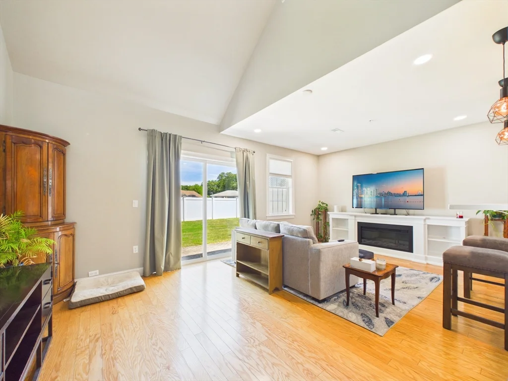 2 bed, 1 bath apartment for rent at 70 Endicott St Unit 405, Norwood — photo 4 of 13