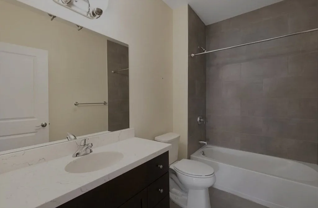 3 bed, 2 bath apartment for rent at 70 Endicott St Unit 506, Norwood — photo 14 of 17