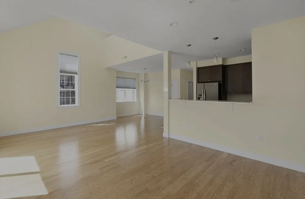 3 bed, 2 bath apartment for rent at 70 Endicott St Unit 506, Norwood — photo 5 of 17