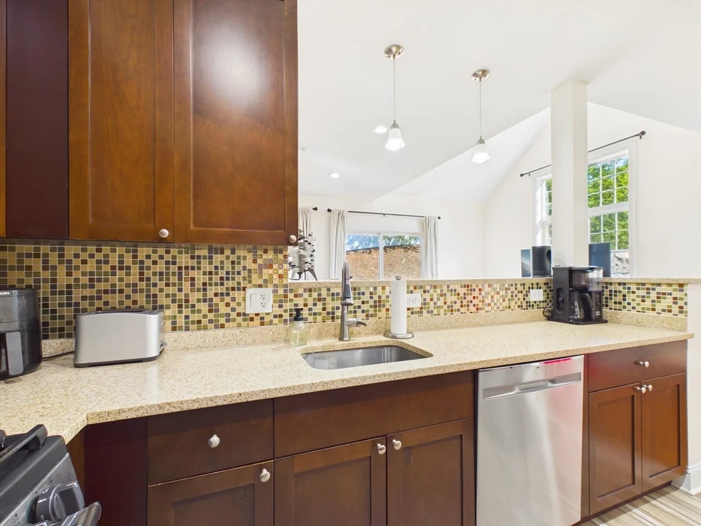 3 bed, 2 bath apartment for rent at 70 Endicott Unit 106, Norwood — photo 4 of 21