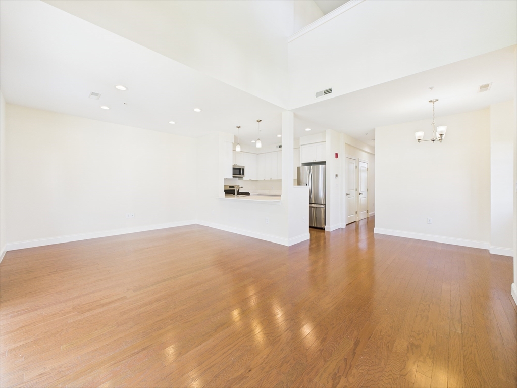 3 bed, 2 bath apartment for rent at 70 Endicott Unit 601, Norwood — photo 8 of 27