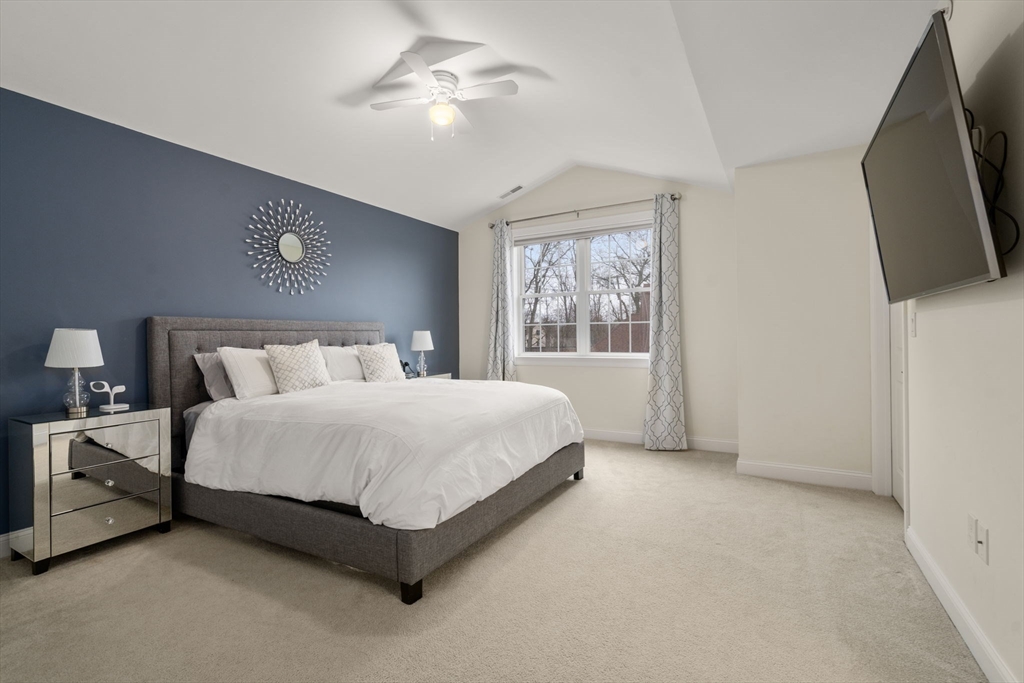 3 bed, 2 bath apartment for rent at 70 Endicott Unit 901, Norwood — photo 11 of 12