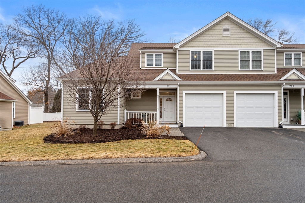 3 bed, 2 bath apartment for rent at 70 Endicott Unit 901, Norwood — photo 1 of 12