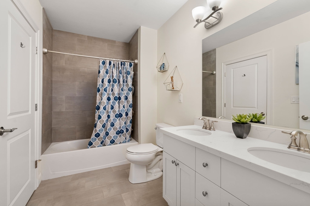 3 bed, 2 bath apartment for rent at 70 Endicott Unit 901, Norwood — photo 10 of 12