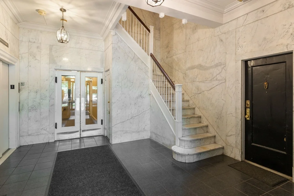 1 bed, 1 bath apartment for rent at 70 Fenway Unit 43, Fenway — photo 15 of 17