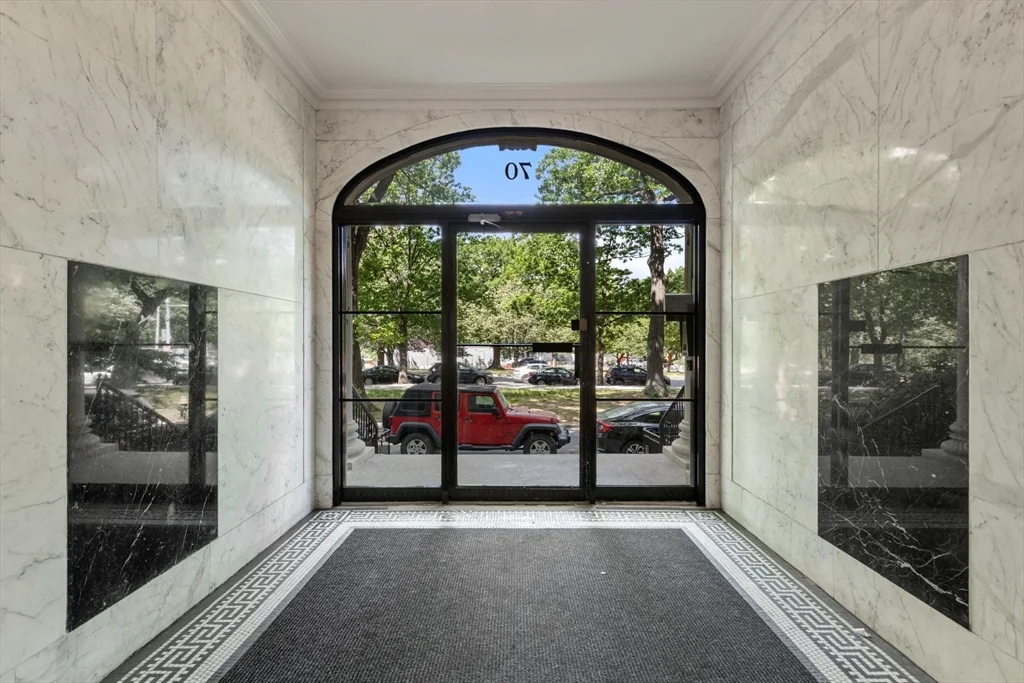 1 bed, 1 bath apartment for rent at 70 Fenway Unit 43, Fenway — photo 16 of 17