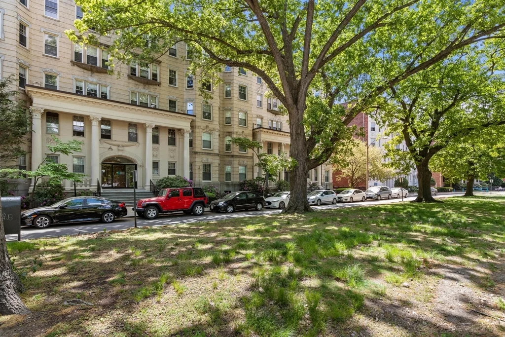 1 bed, 1 bath apartment for rent at 70 Fenway Unit 43, Fenway