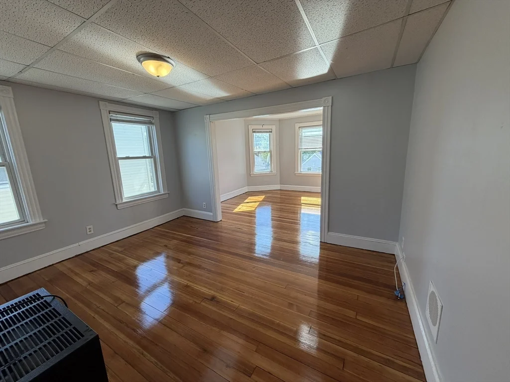 2 bed, 1 bath apartment for rent at 70 Forest Unit 3, Attleboro — photo 4 of 10