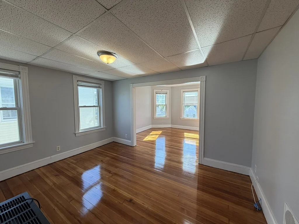 2 bed, 1 bath apartment for rent at 70 Forest Unit 3, Attleboro — photo 5 of 10