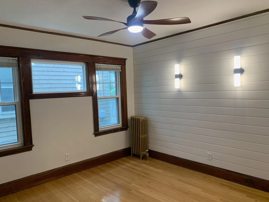4 bed, 1 bath apartment for rent at 70 Harvest St Unit 1, Dorchester — photo 9 of 11