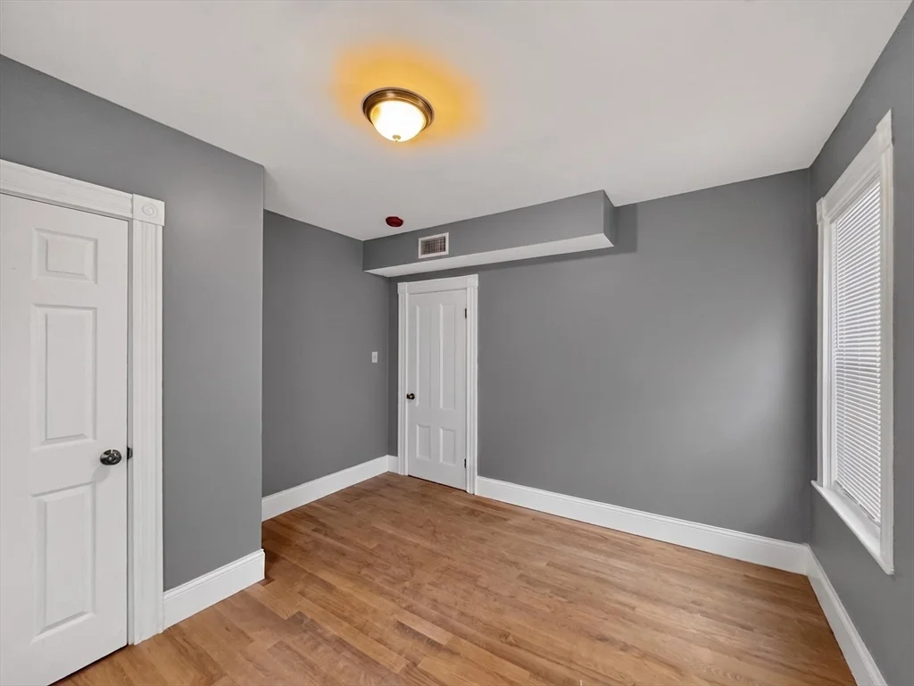 5 bed, 2 bath apartment for rent at 70 Holbrook Ave Unit R, Braintree — photo 14 of 20