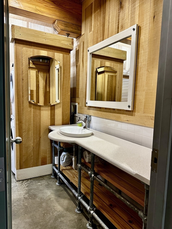 2 bed, 2 bath apartment for rent at 70 Howard St Unit 1E, Davis Square — photo 13 of 17