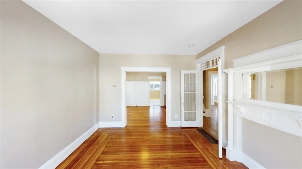 3 bed, 1 bath apartment for rent at 70 Hudson Unit 1, Spring Hill — photo 2 of 14