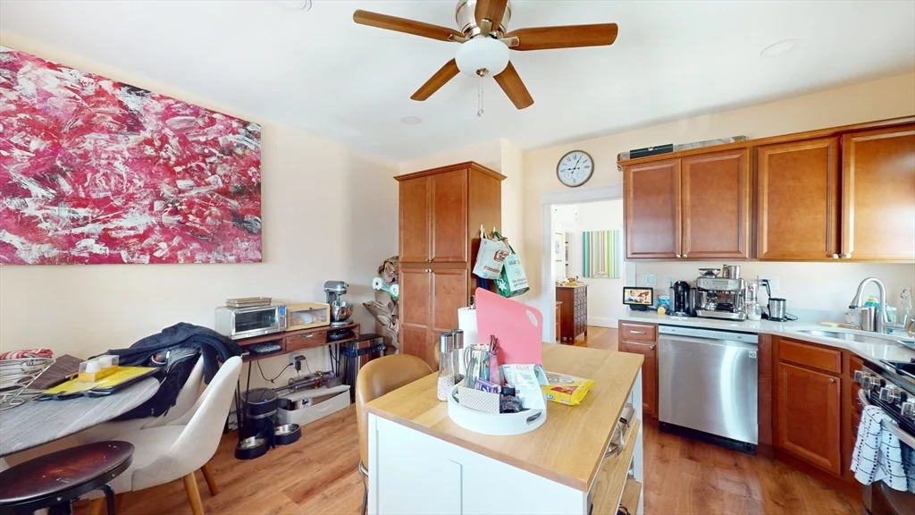 3 bed, 2 bath apartment for rent at 70 Hudson Unit 2, Powder House Square — photo 8 of 16