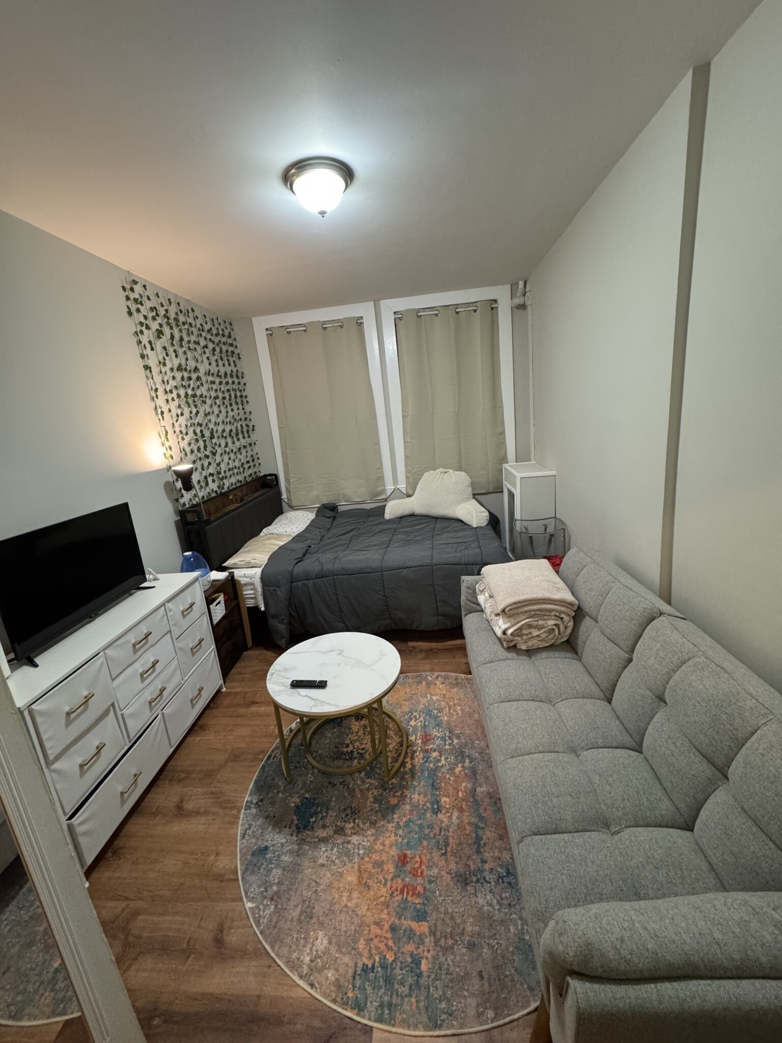 Studio bed, 1 bath apartment for rent at 70 Joy St Unit 1, Beacon Hill