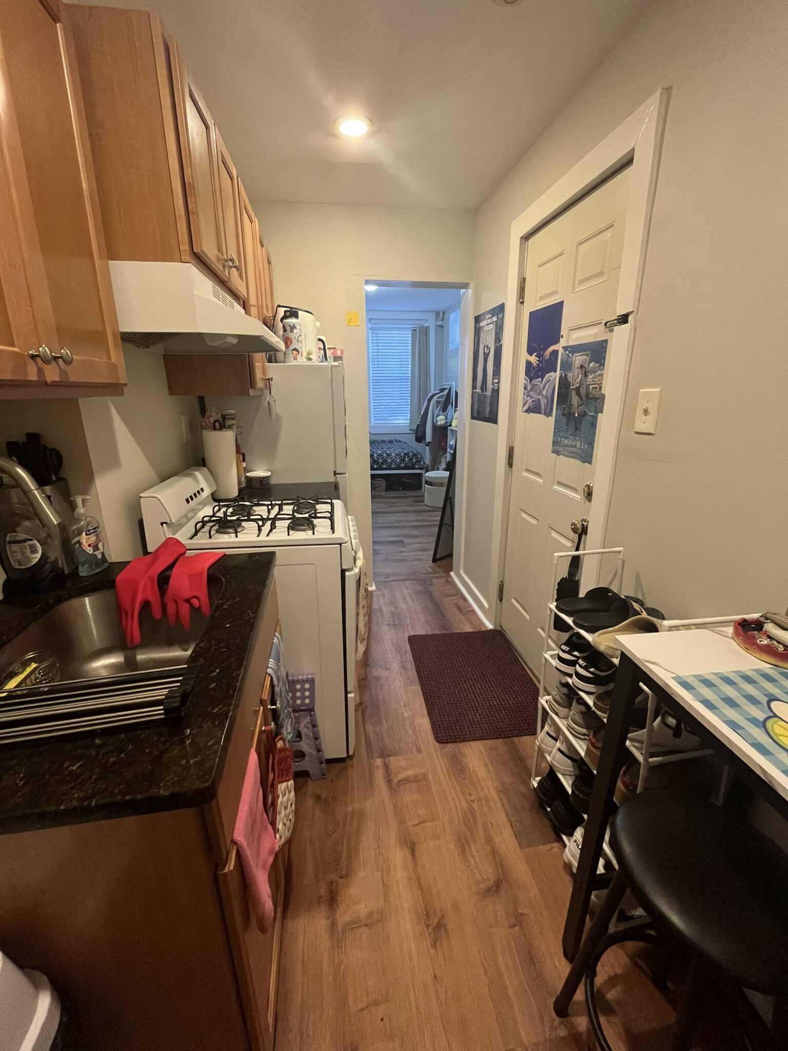 Studio bed, 1 bath apartment for rent at 70 Joy St Unit 1, Beacon Hill — photo 9 of 28