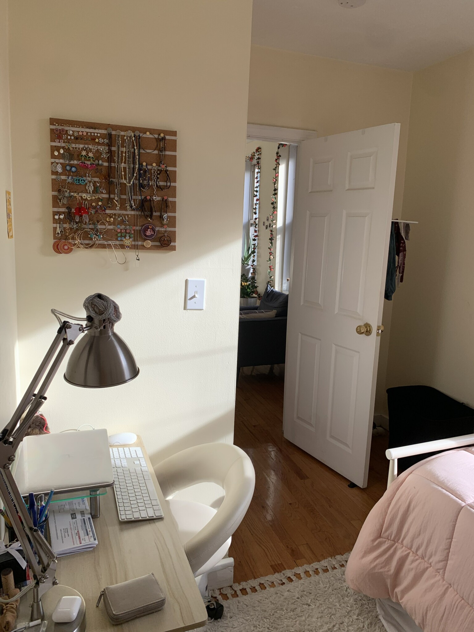 2 bed, 1 bath apartment for rent at 70 Joy St Unit 10, Beacon Hill — photo 20 of 28