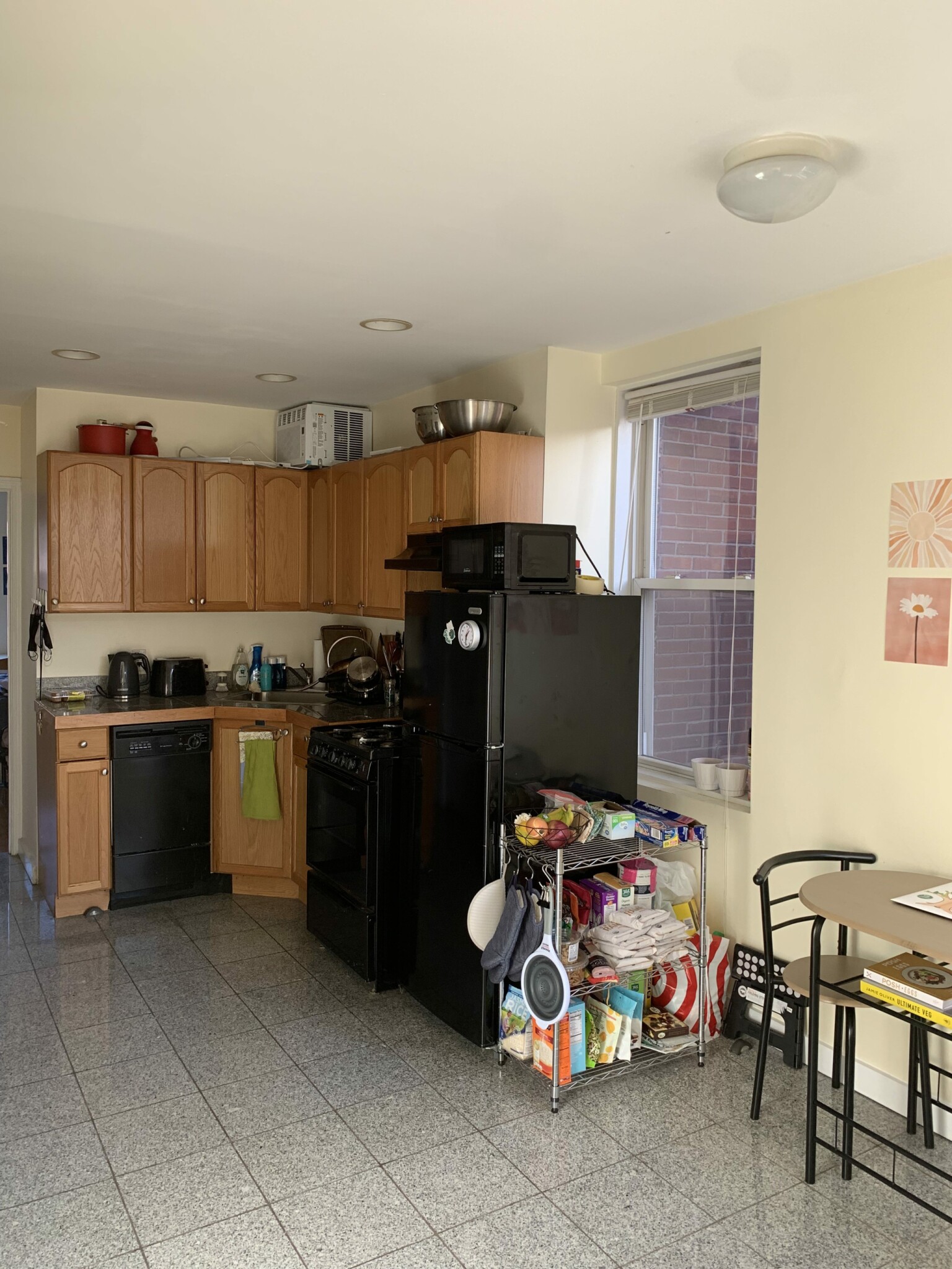 2 bed, 1 bath apartment for rent at 70 Joy St Unit 10, Beacon Hill — photo 2 of 28