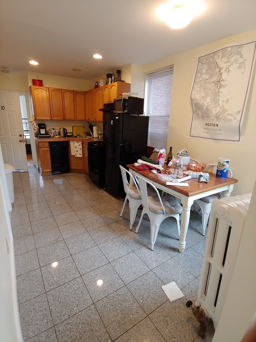2 bed, 1 bath apartment for rent at 70 Joy St Unit 10, Beacon Hill