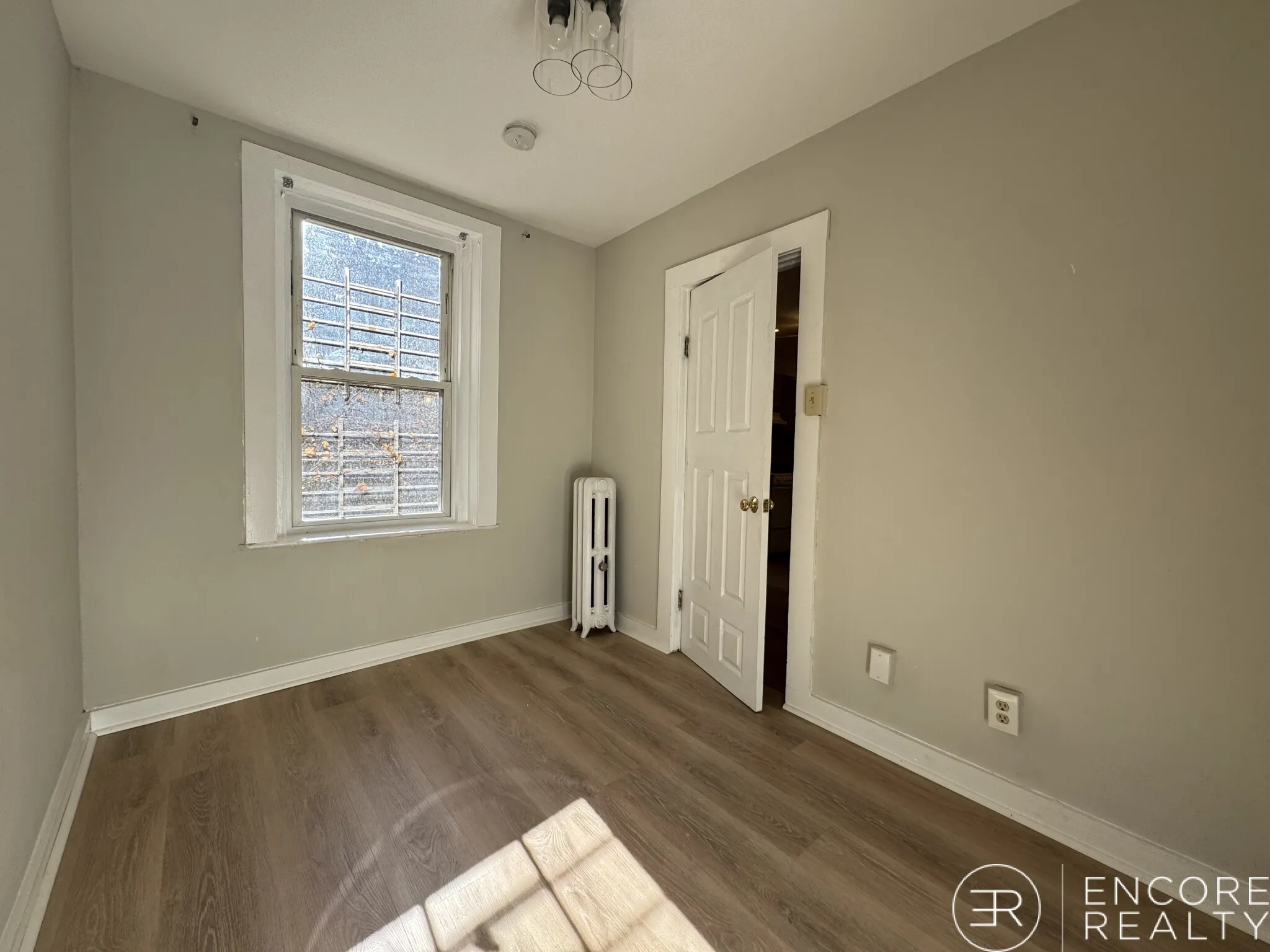 2 bed, 1 bath apartment for rent at 70 Joy St Unit 12, Beacon Hill — photo 4 of 9