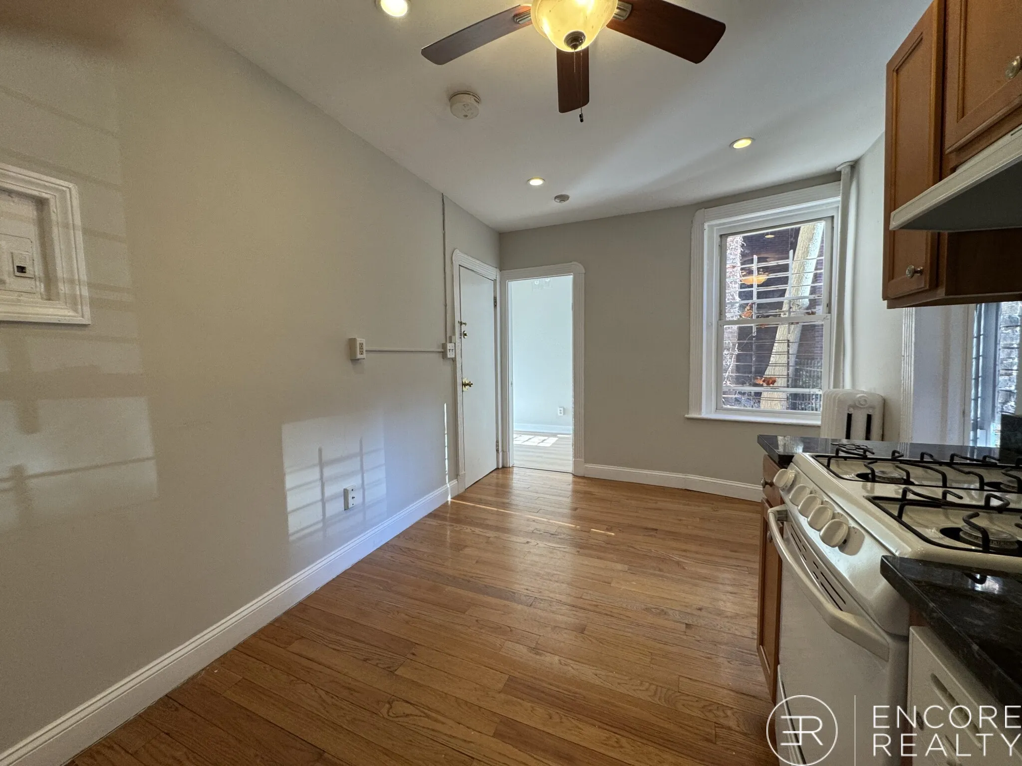 2 bed, 1 bath apartment for rent at 70 Joy St Unit 12, Beacon Hill — photo 2 of 9