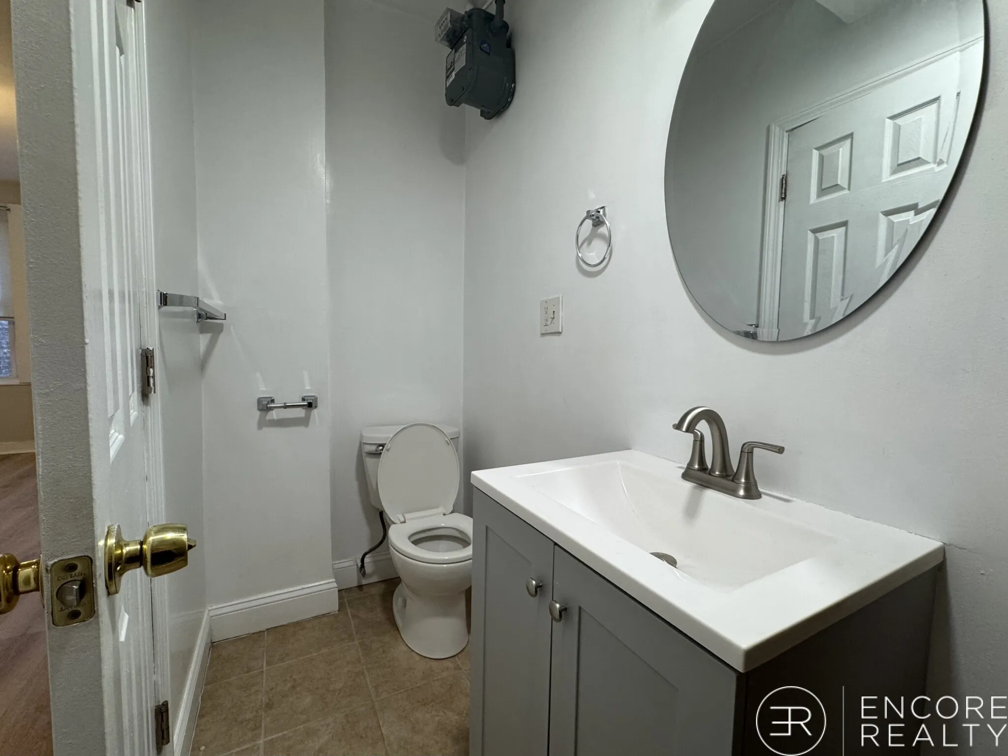 2 bed, 1 bath apartment for rent at 70 Joy St Unit 12, Beacon Hill — photo 6 of 9