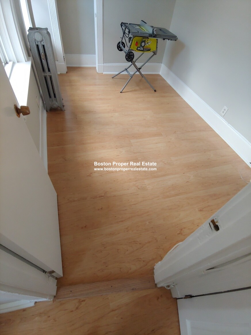 2 bed, 1 bath apartment for rent at 70 Joy St Unit 15, Beacon Hill — photo 6 of 10