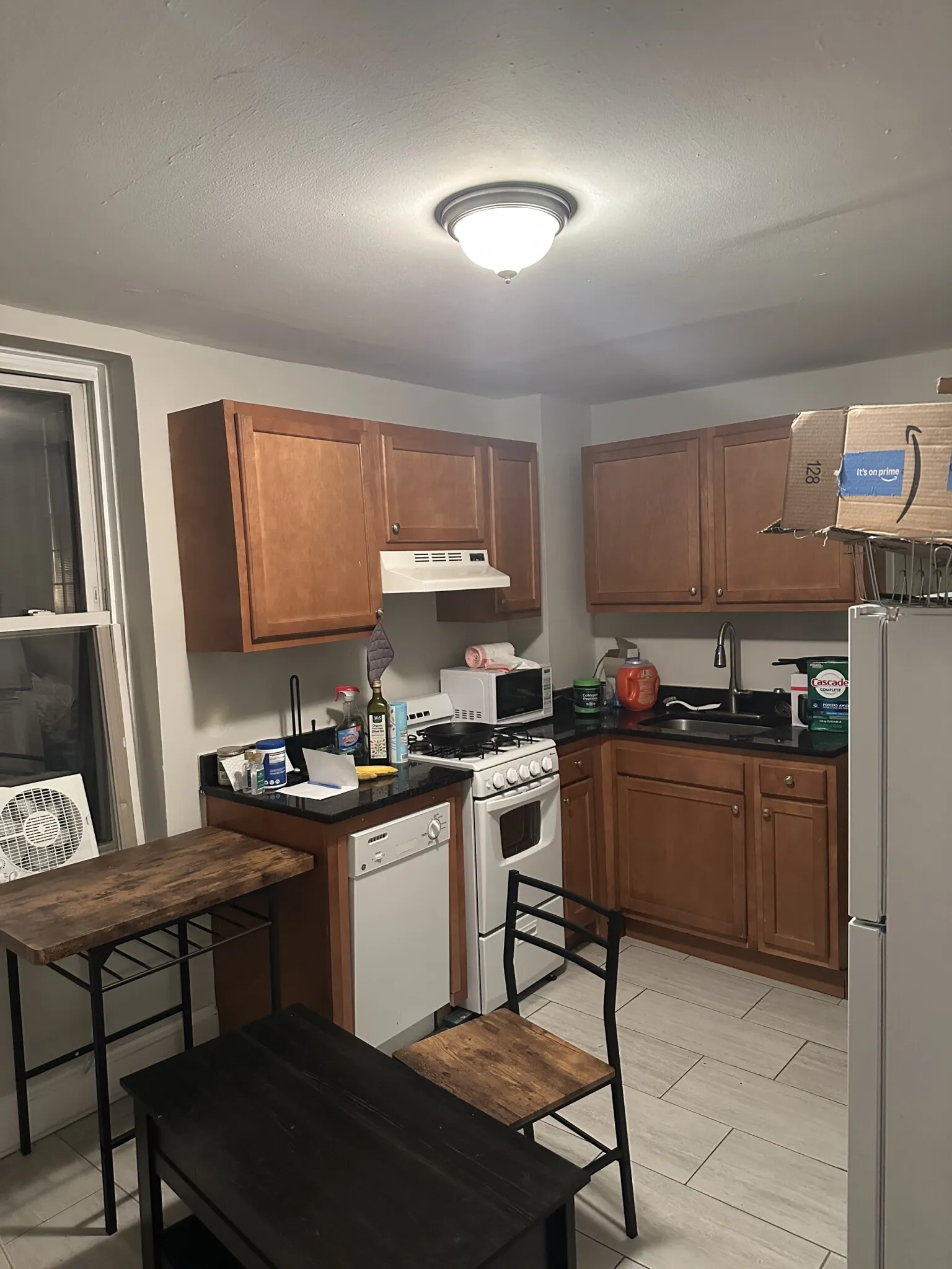2 bed, 1 bath apartment for rent at 70 Joy St Unit 16, Beacon Hill — photo 2 of 11