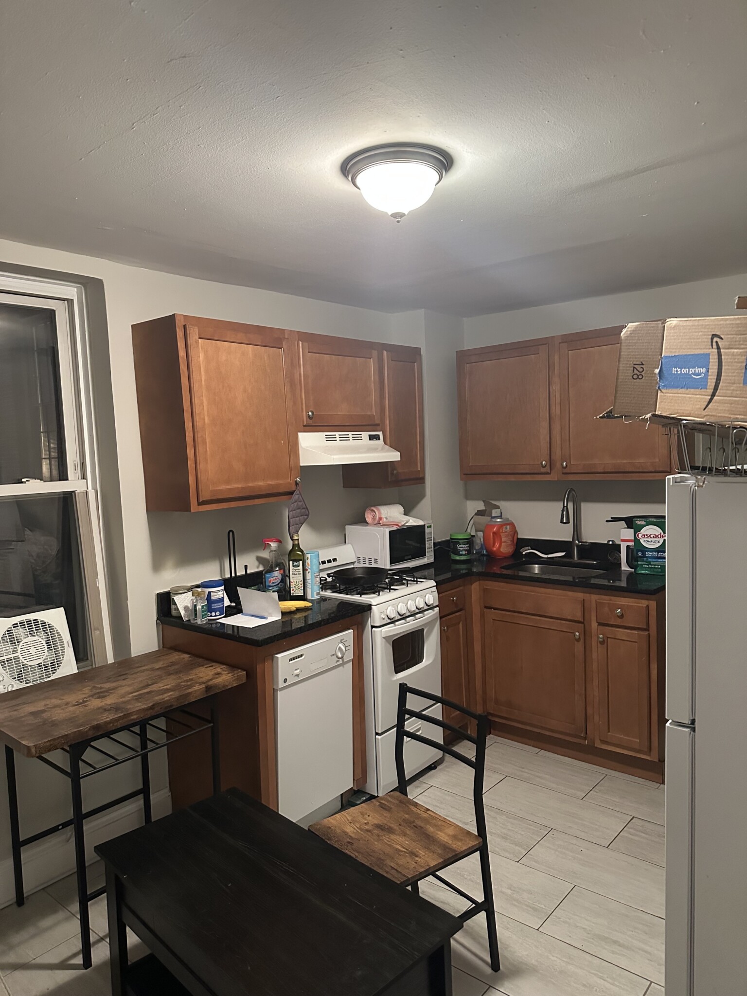 2 bed, 1 bath apartment for rent at 70 Joy St Unit 16, Beacon Hill — photo 4 of 14