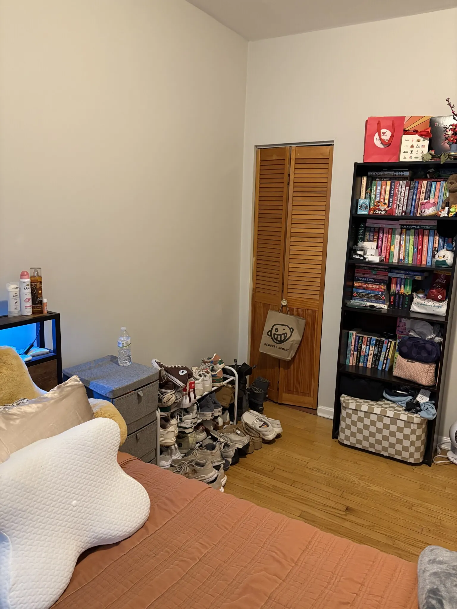 2 bed, 1 bath apartment for rent at 70 Joy St Unit 2, Beacon Hill — photo 7 of 40