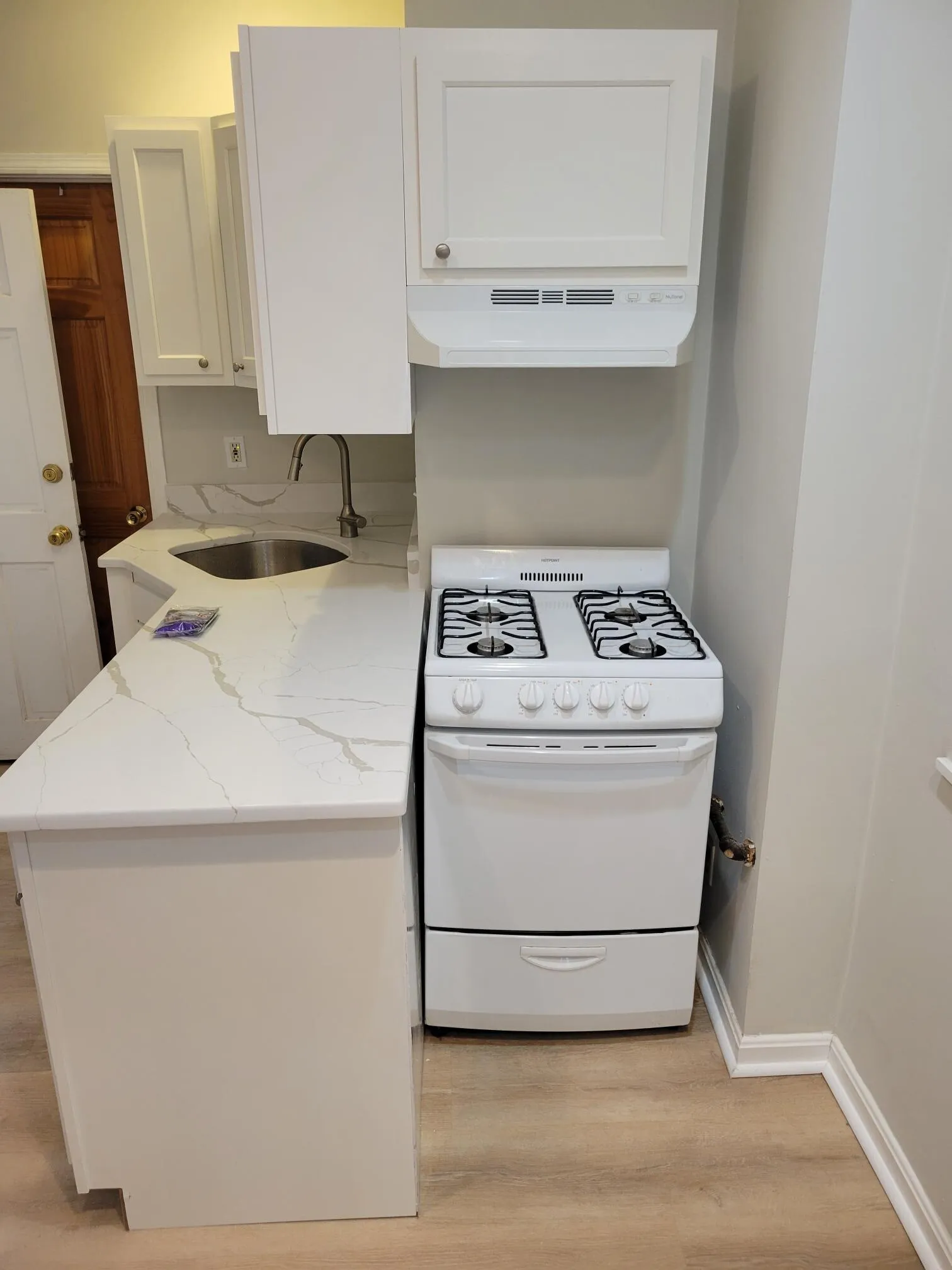 2 bed, 1 bath apartment for rent at 70 Joy St Unit 2, Beacon Hill — photo 11 of 40
