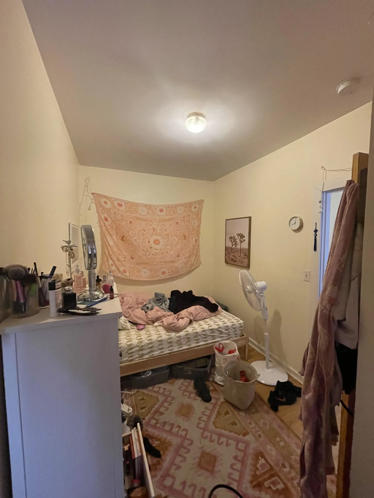 2 bed, 1 bath apartment for rent at 70 Joy St Unit 2, Beacon Hill — photo 37 of 40