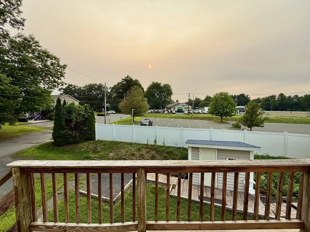 3 bed, 1 bath apartment for rent at 70 Klondike Ave Unit 70, Westfield — photo 3 of 16