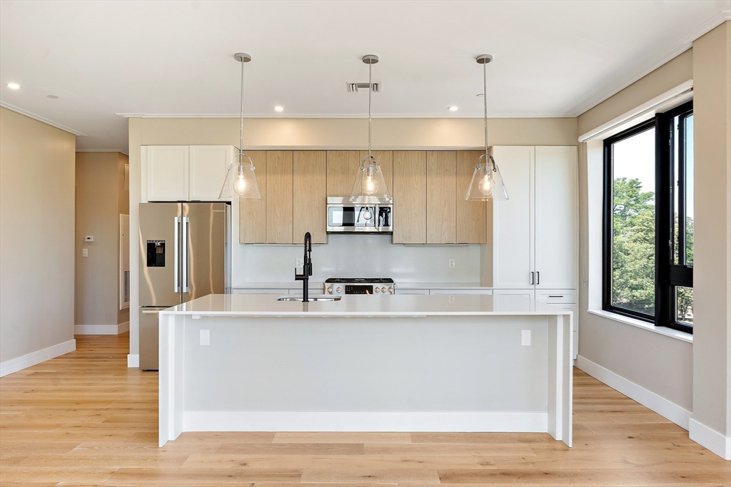 2 bed, 2 bath apartment for rent at 70 Leo M Birmingham Pkwy Unit 311, Brighton — photo 3 of 30