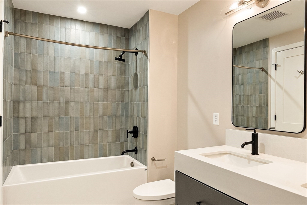 2 bed, 2 bath apartment for rent at 70 Leo M Birmingham Pkwy Unit 311, Brighton — photo 12 of 30