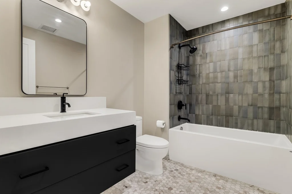 1 bed, 1 bath apartment for rent at 70 Leo M Birmingham Pkwa Unit U209, Brighton — photo 8 of 31
